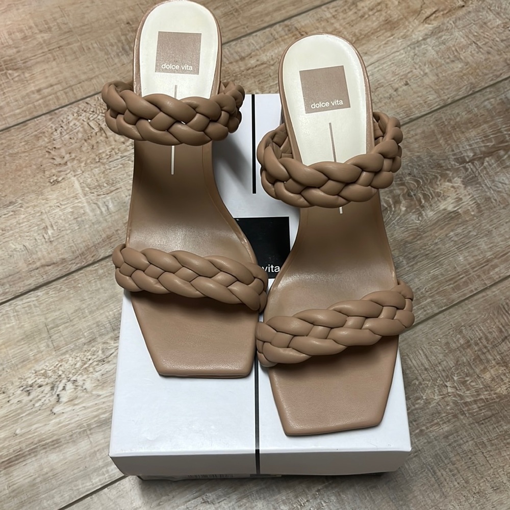 Dolce Vita Cafe Stella Heels